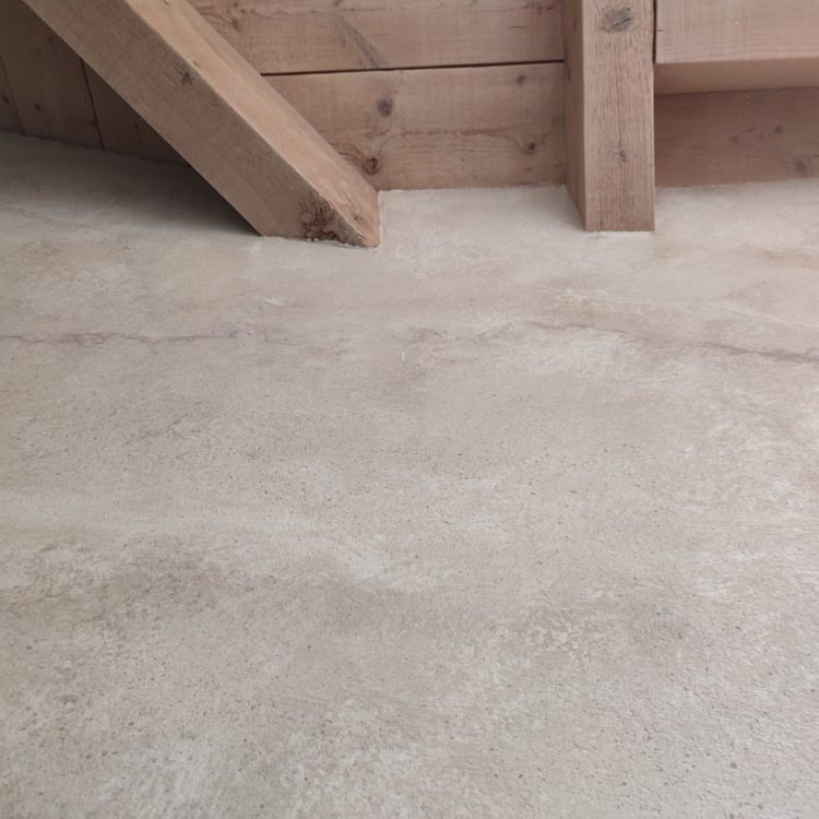 Imitation de pierre dans une belle cage d'escalier avec marches en verre | Cranves-Sales, 74 IMG 20220404 122808 1 scaled e1649073304117 • Damien Jore