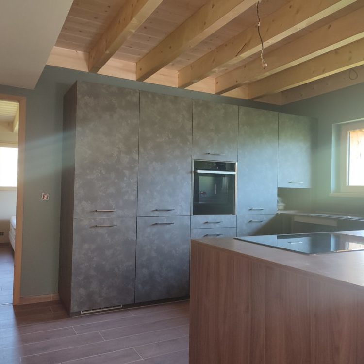 Une prestation décorative sur mesure | Manigod, 74 cuisine scaled e1672764517955 • Damien Jore