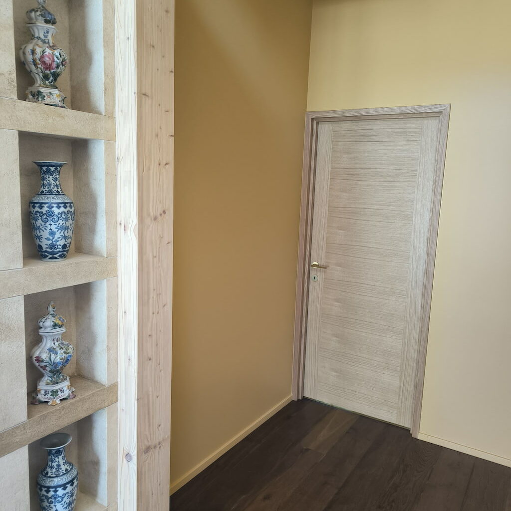 Aménagement d’un appartement sous les toits | Thyez, 74 decorateur interieur appartement sous toits haute savoie damien jore 6 • Damien Jore