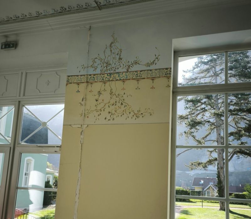 Restauration décorative – Hall de résidence | Etrembières, 74 damien jore haute savoie 7 • Damien Jore