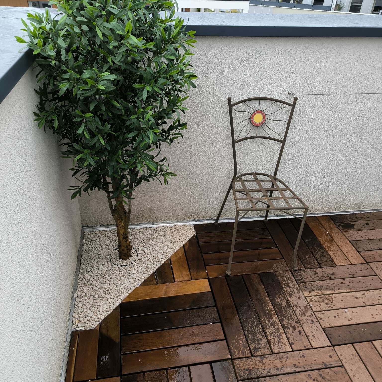 Transformation durable d’une terrasse au 6e étage | St Julien en Genevois, 74 relooking terrasse haute savoie damien jore 10 • Damien Jore