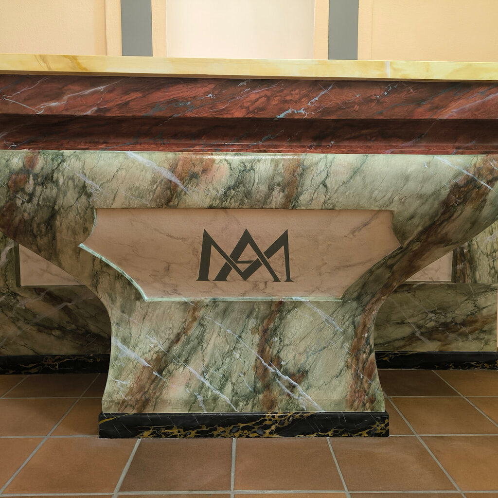 Réfection d’autels | Reignier-Ésery, 74 refection autel apres haute savoie damien jore 1 &bull; Damien Jore